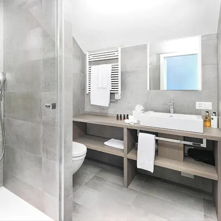 La Ferme Du Château Hotel Lucens